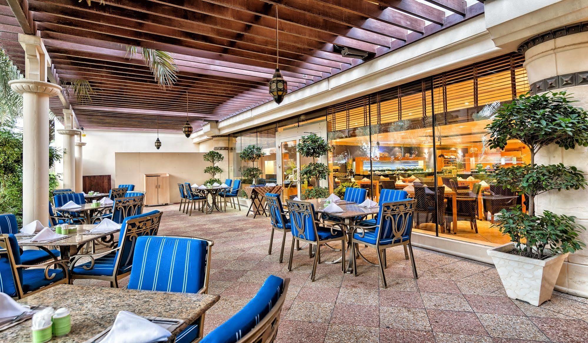 Coral Beach Resort Sharjah Exterior photo